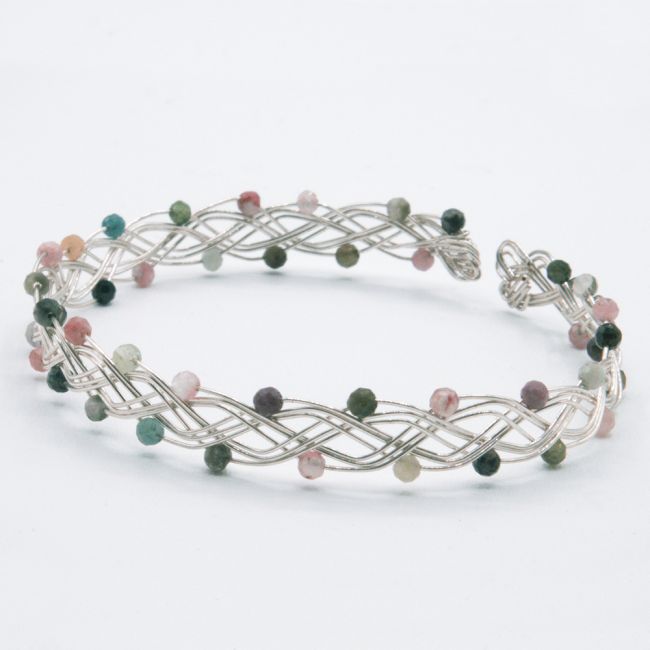 Bracelet tressé orné de tourmalines multicolores facettées - Monture au choix